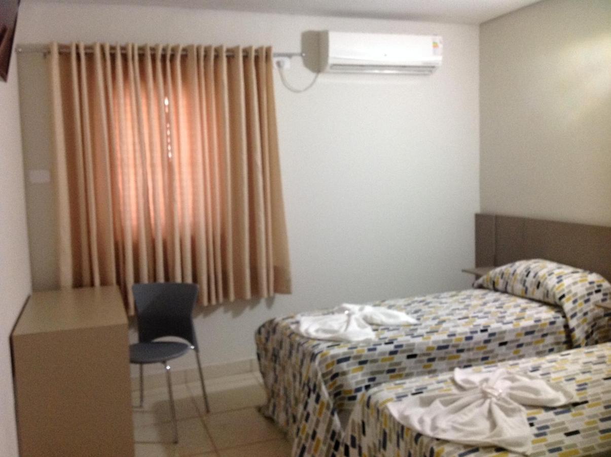 Itumbiara Palace Hotel Room photo